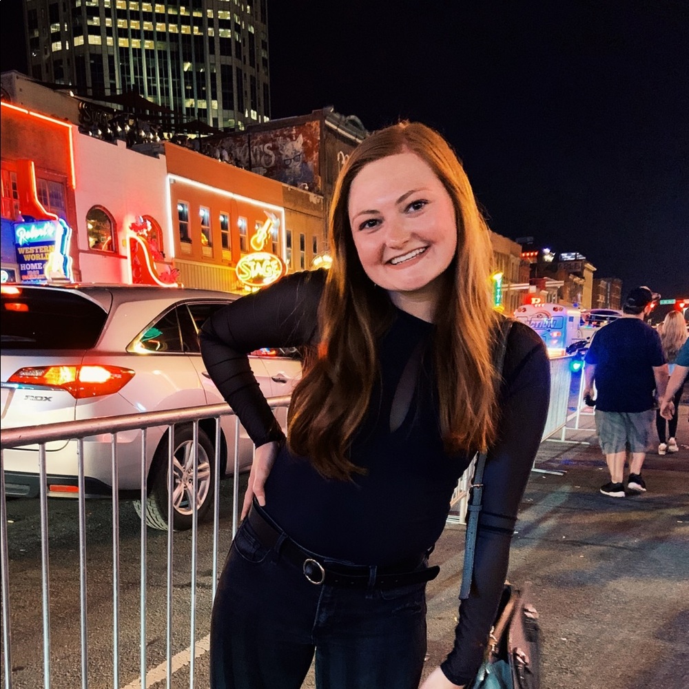 Meet your Posher, Kayla